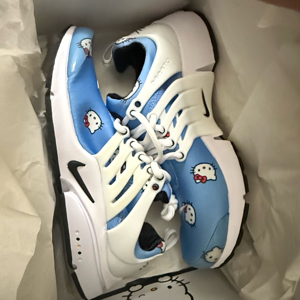 Nike Hello Kitty Blue White Sneakers